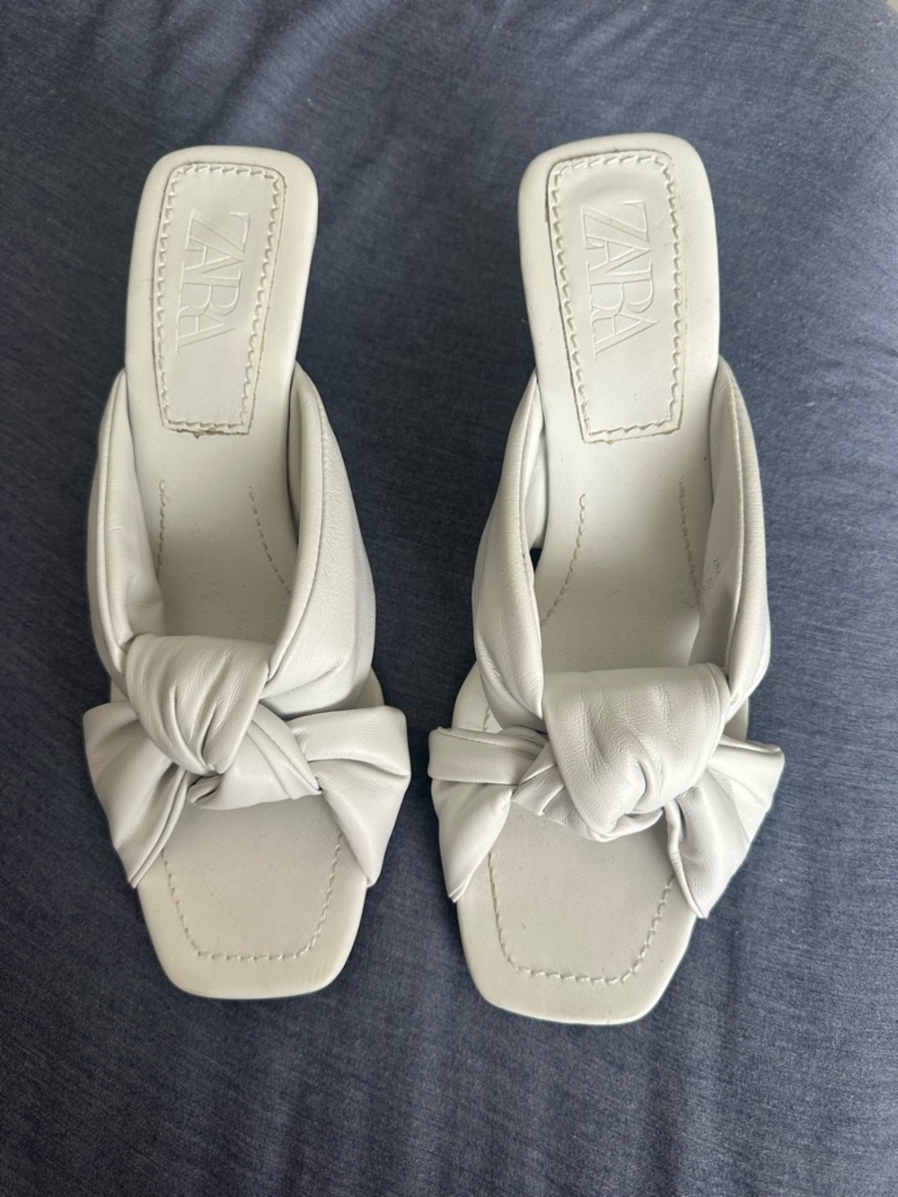 ZARA Cream Knotted Slide Mules